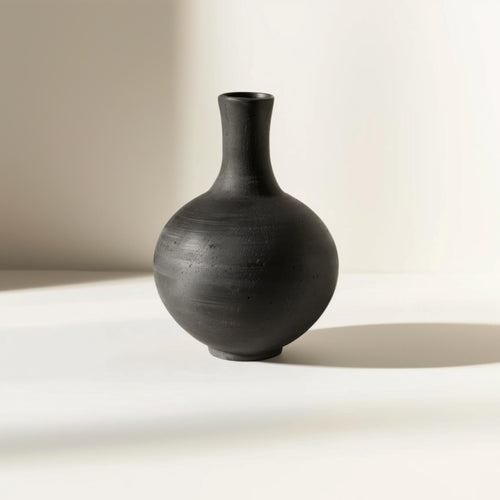 Vase décoratif noir - Intemporel - HarmonieDeco